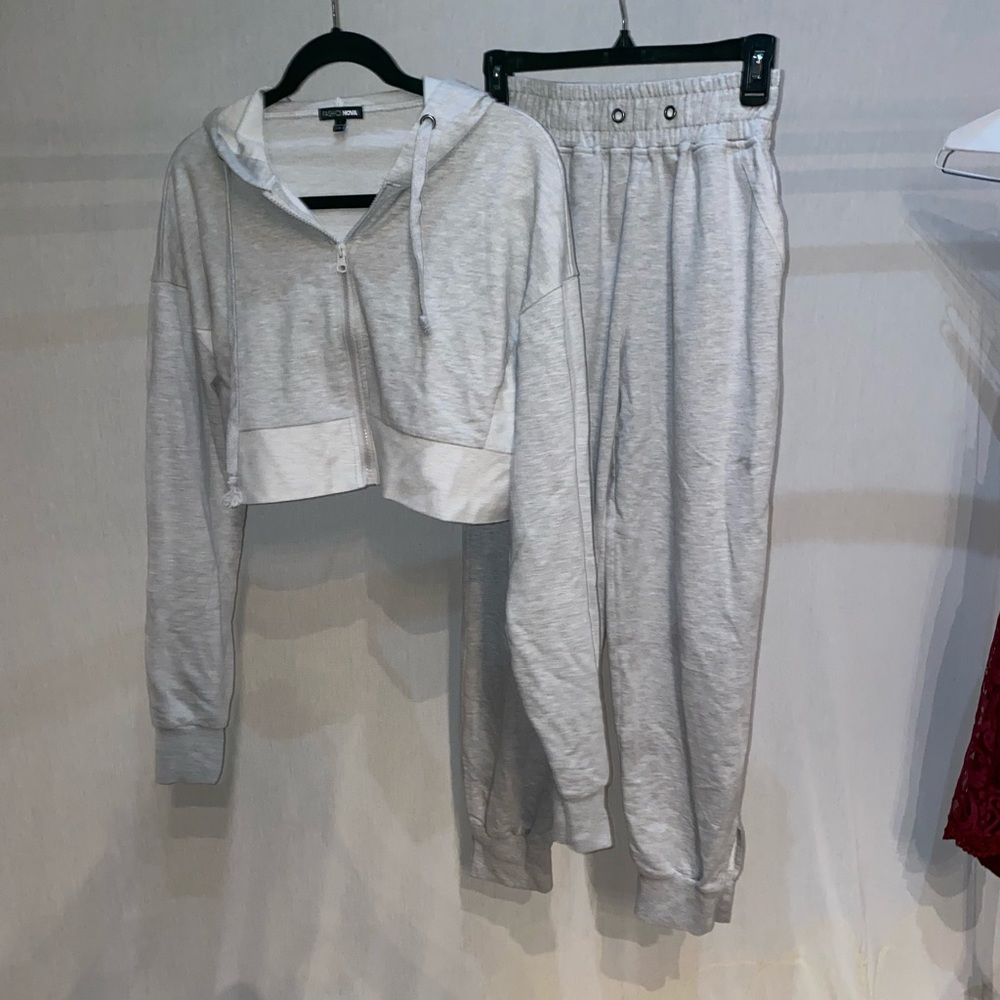 Gray tack suit